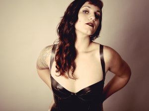 Alodie dominatrix escorts service in Harrison Ohio & sex club